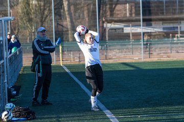 Bild 120 - Frauen SG Holstein Sued - SV Gruenweiss-Siebenbaeumen : Ergebnis: 0:2